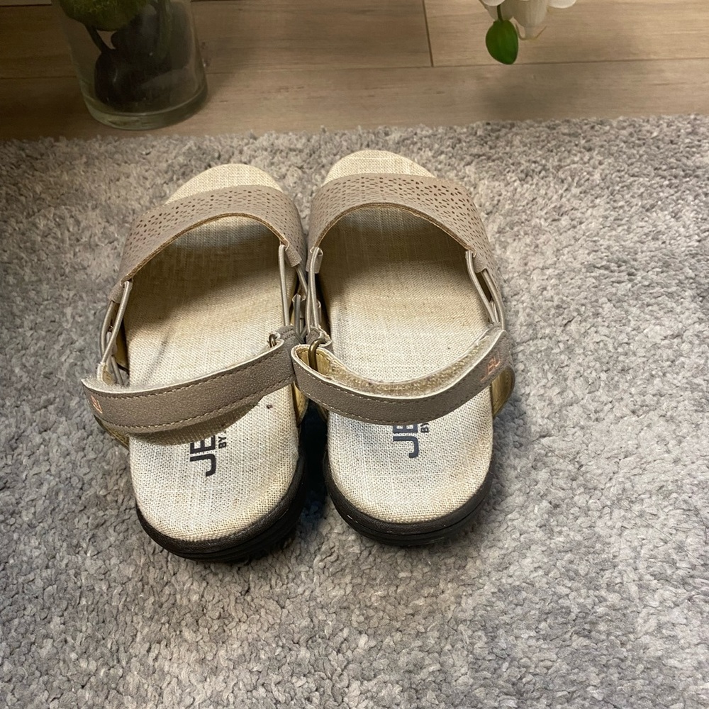 JBU Sandals - Picture 5 of 15